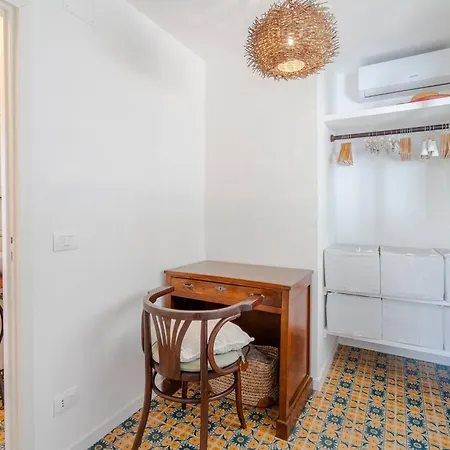 Prima Luce Sul Mare Apartment *
